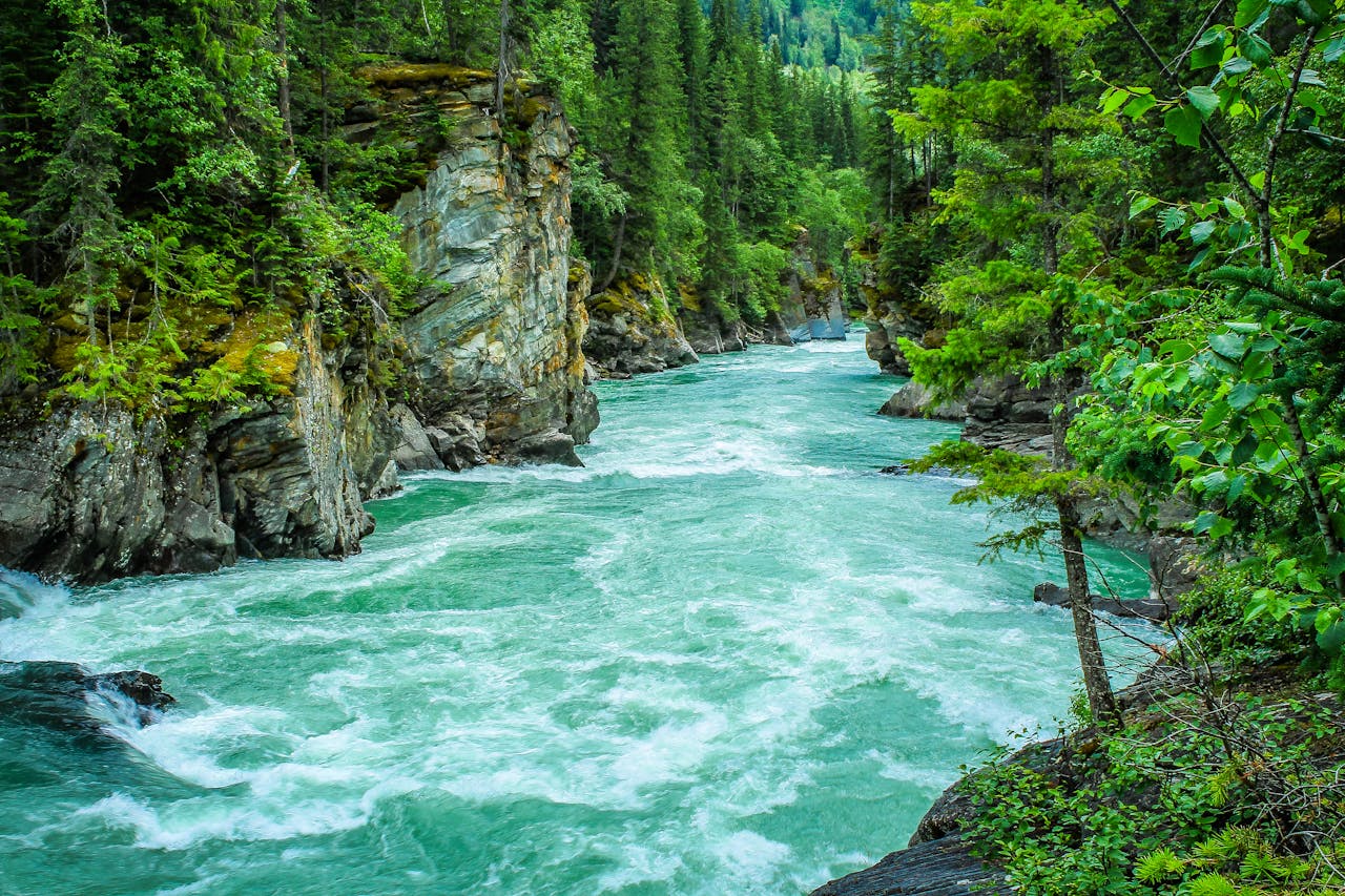 River (3)